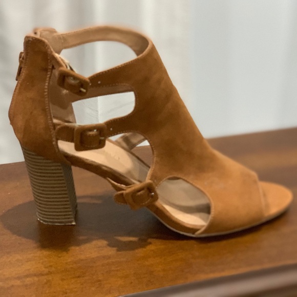 Madden Girl Shoes - Madden Girl brown strappy heels size 11